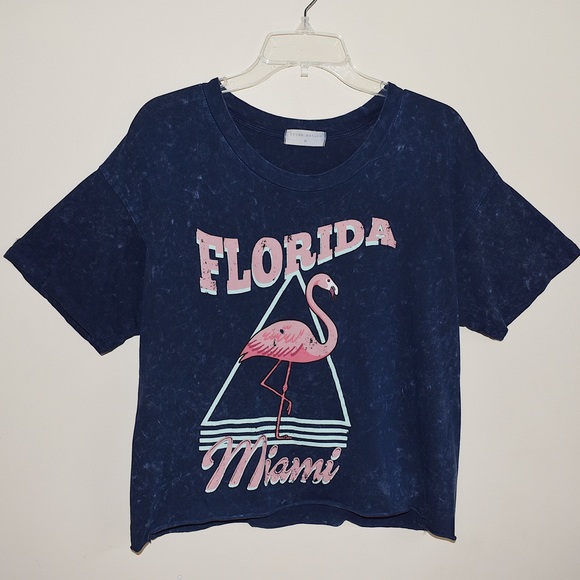 Urban Nation Tops - BOGO 50% OFF Boho Graphic Miami FL Flamingo Tee M